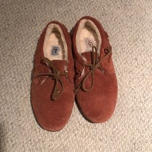 Unique Ugg moccasin size 7